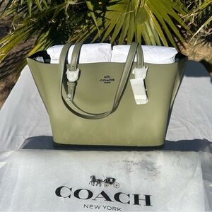 Coach Purse,, Green, New with Tags